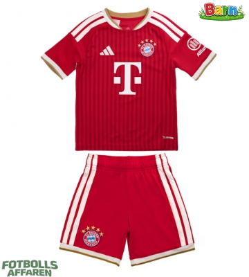 Bayern Munich Hemmaställ Barn 2026-27 Kortärmad (+ Korta byxor)